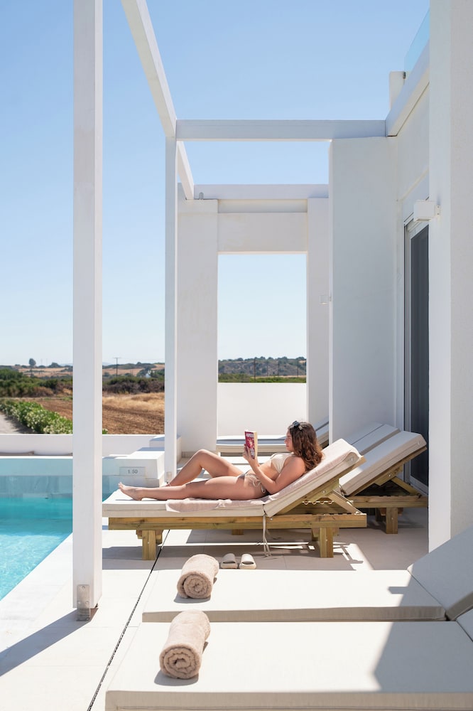Seadream Villa