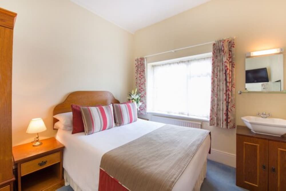 Moorhill House Hotel