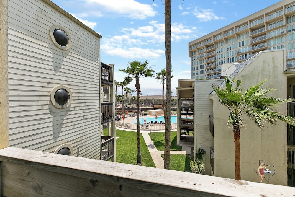 Bahia Mar Solare Resort Condos