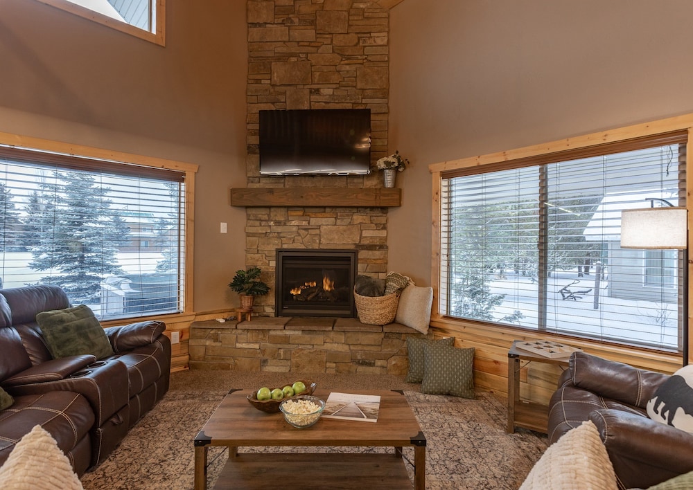 Black Bear Lodge