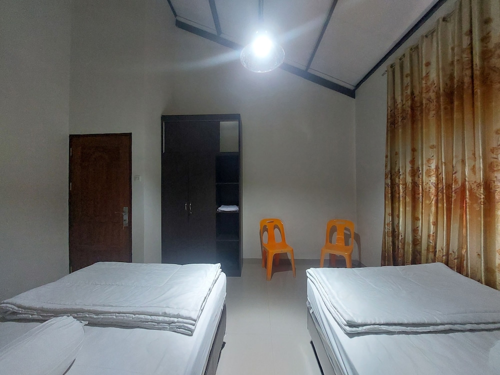 Gondang Sivali Hotel