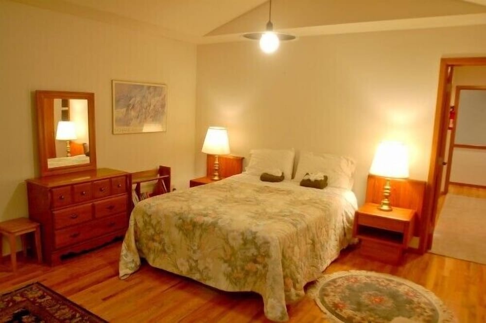 Mt Baker Lodging Cabin 51 - Sleeps 8 view 5