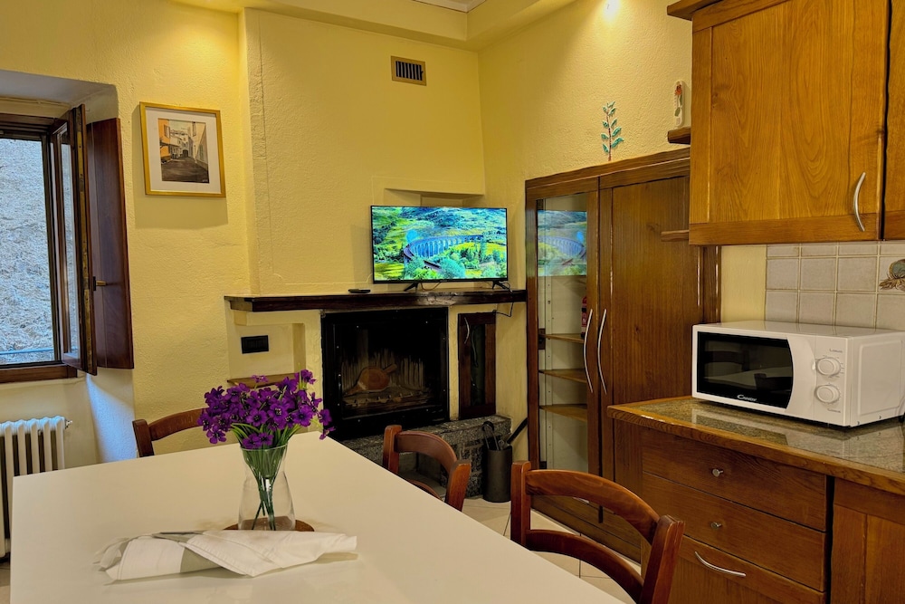 Borgo di Porlezza