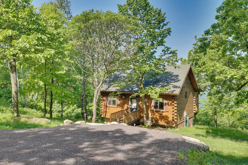 Bluff Views: 'bunker Hill' Cabin in Mindoro!