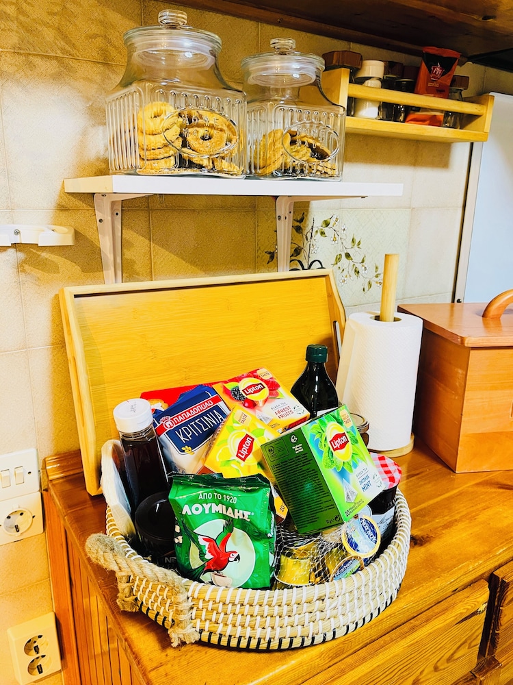 Airport Cottage House photo 3