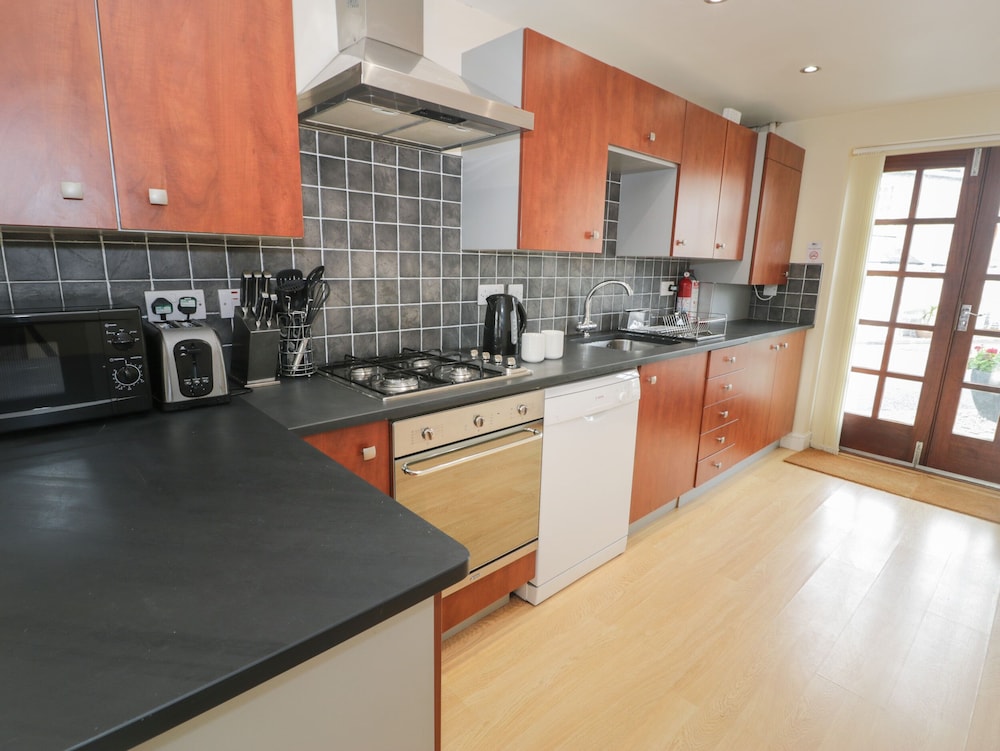 Whistle Stop Apartment