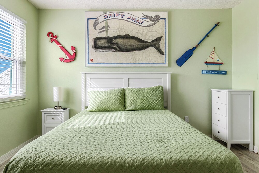 Beach Bum by Southern Vacation Rentals