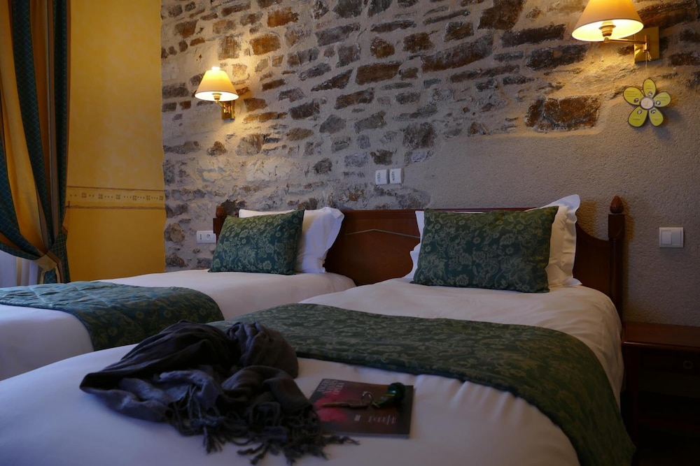 Le Champalud - Property Image 38