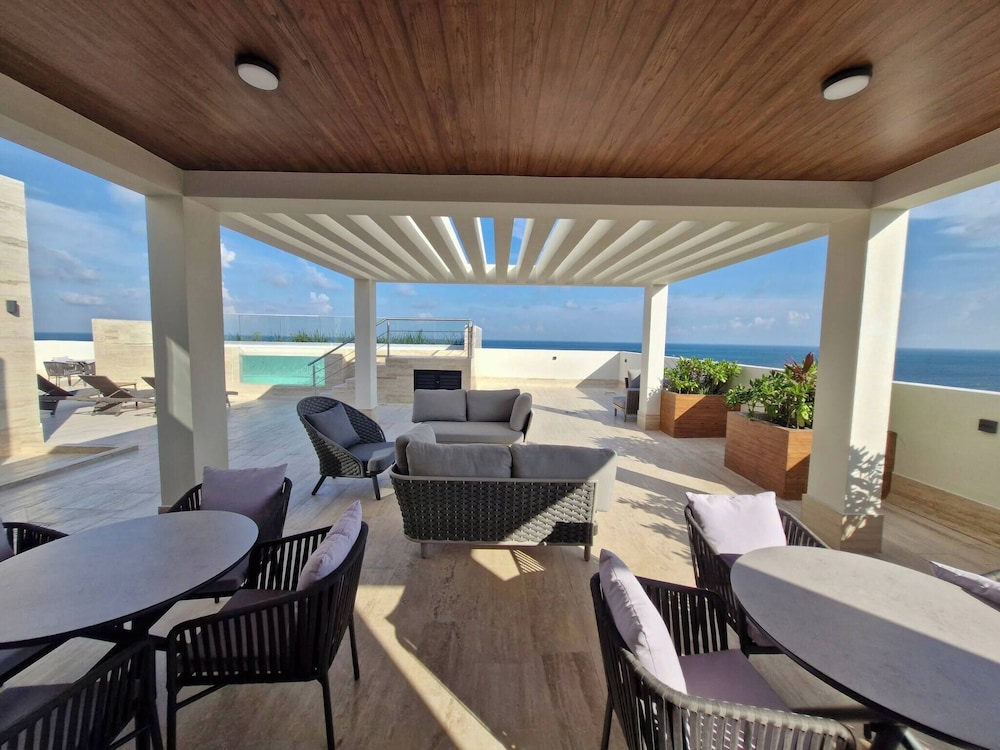 Cozy 1B & 1B Apartment Puerto Morelos With Private Beach