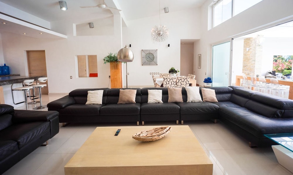 Villas Agua Dulce