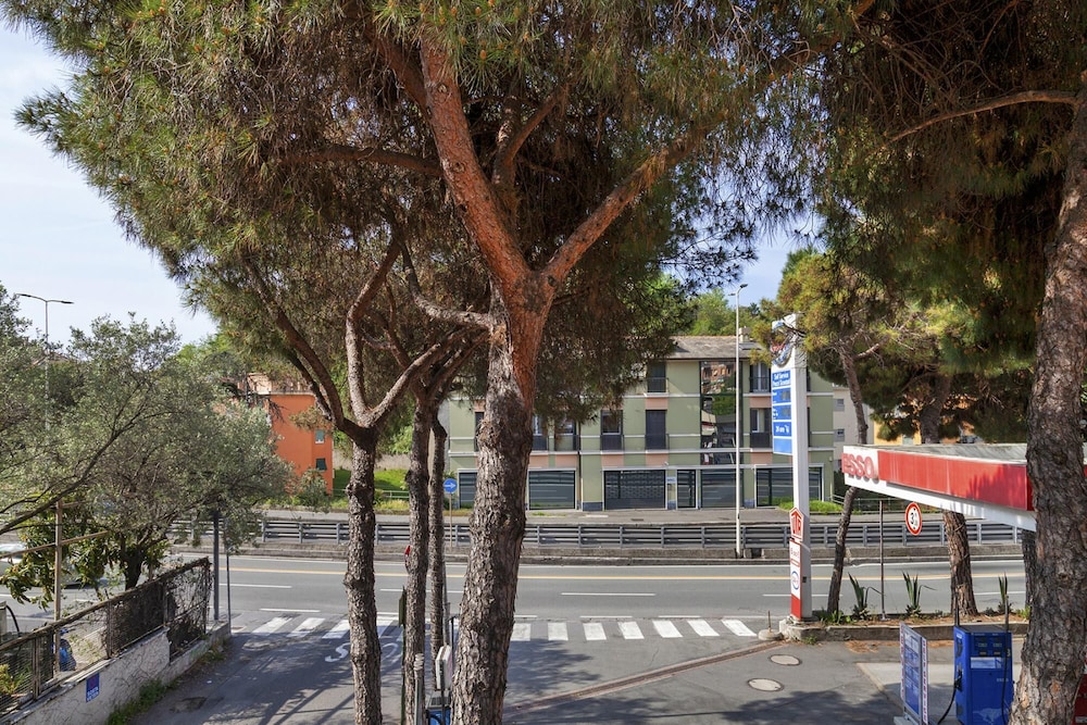 Genoa Vacations - Shelley Apartments by Wonderful Italy - Sky - Property Image 7