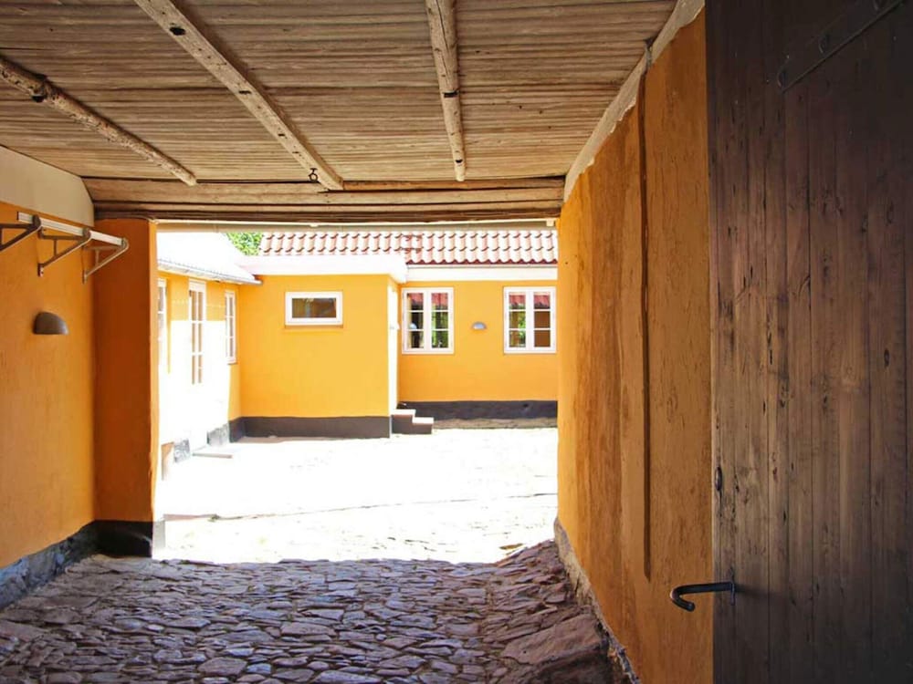 Photo 40