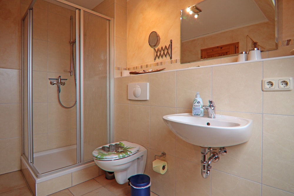 Wunderschoene Ferienwohnung an der Mueritz