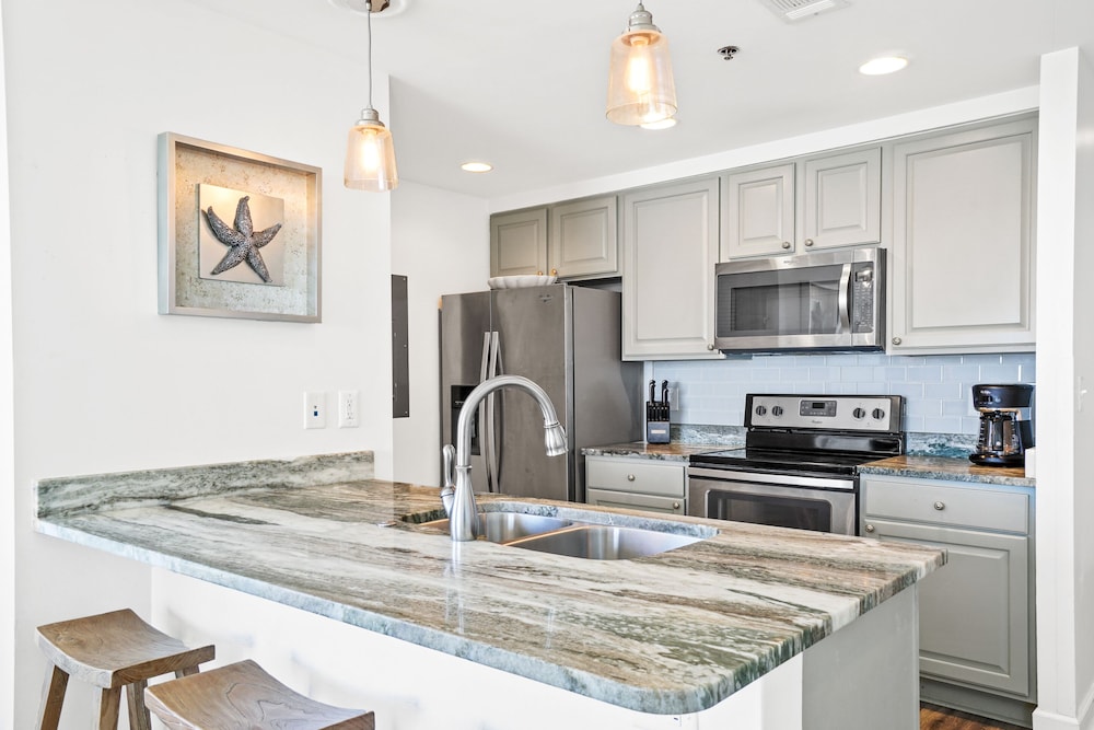 Splash Beach Resort by Panhandle Getaways