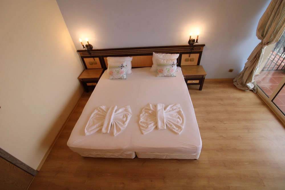 Menada Andalusia Apartments