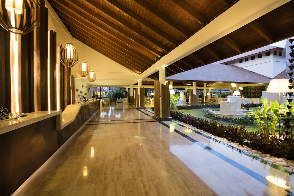 Punta Cana Vacations - Grand Palladium Palace Resort Spa  Casino - All Inclusive - Property Image 13