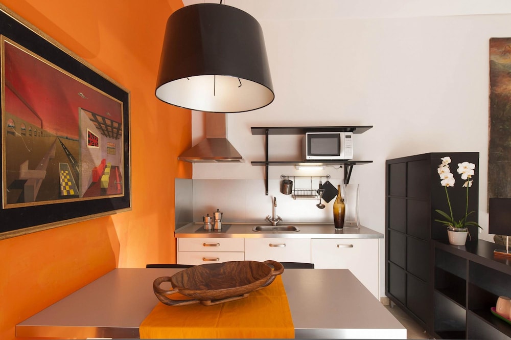 Bernini in Roma With 2 Bedrooms and 2 Bathrooms