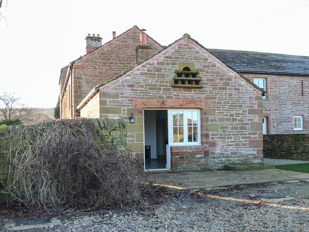 Luham Cottage