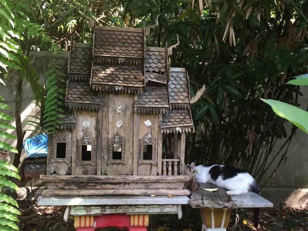 Fern House Retreat