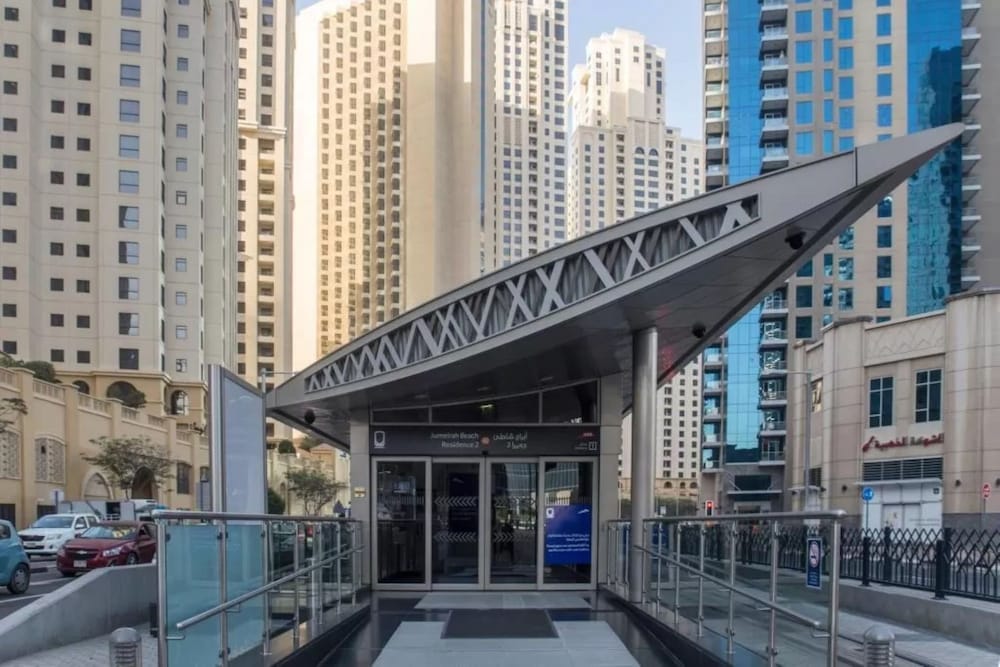 Spacious 2 bedroom with Amazing Marina View Rimal JBR