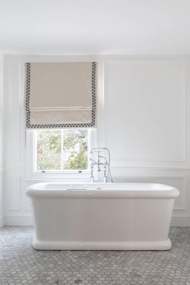 Edith Grove Viii by Onefinestay