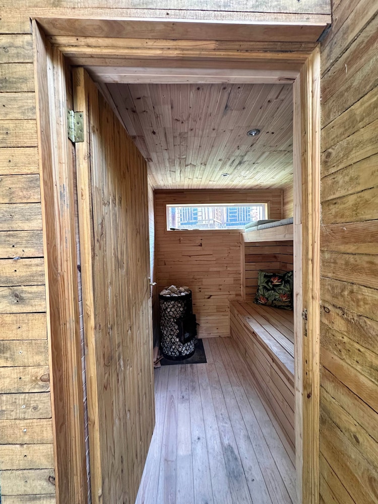 Charming Cottage in Elgin, Grabouw
