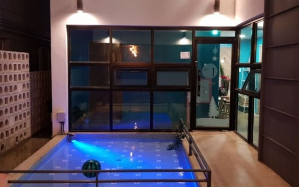 Sokcho White Station Pension view 2