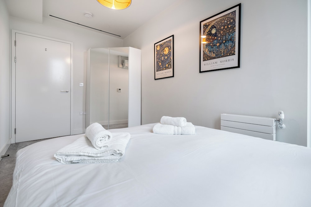 Chic & Stylish 2Bed in Heart of London