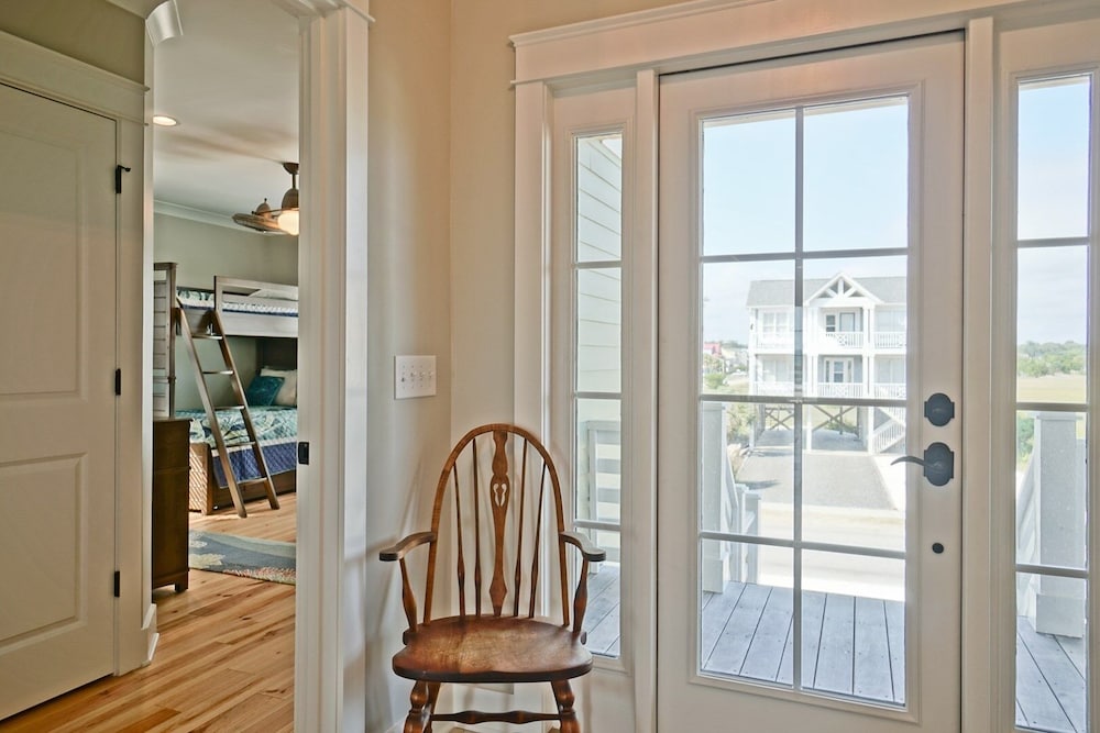 Cinnamon Sands 6 Bedroom Home by Redawning - Property Image 2