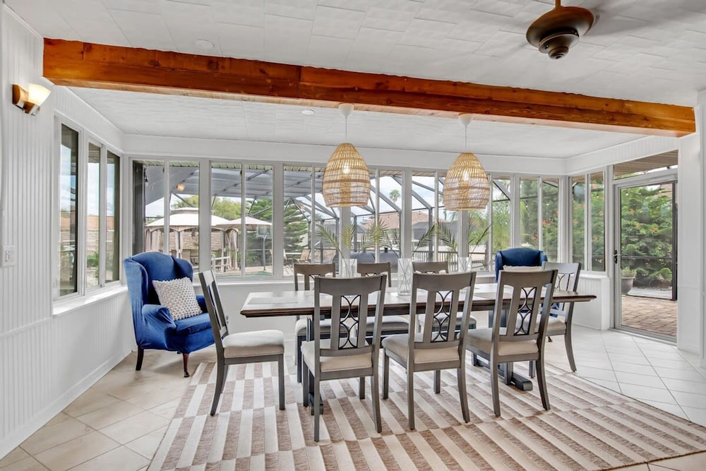 Saltwater Canal Home Heated Pool 3 2 2 Gorgeous Pets Welcome