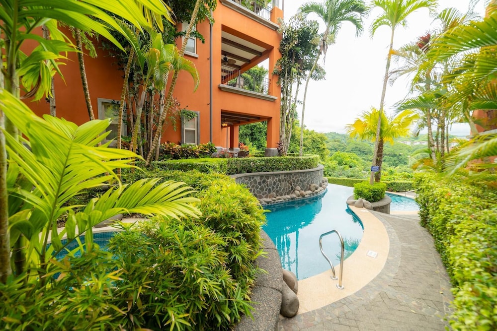 Montebello 4E 3bed 3 Bath