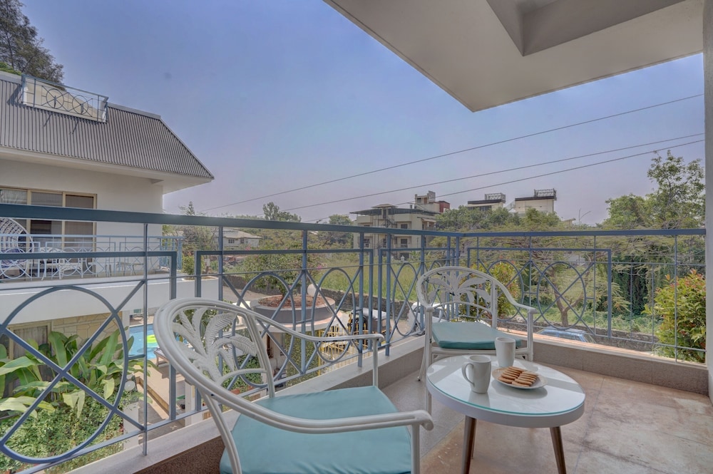 Alaya Stays Adarsh Villa 3 BHK