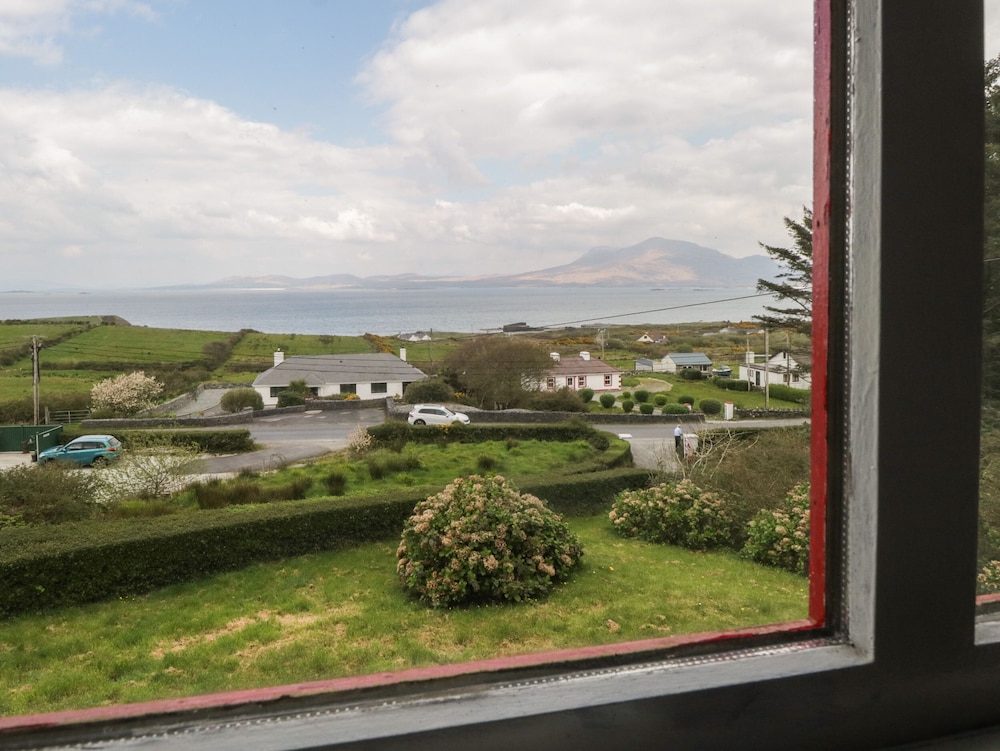 Sea View House