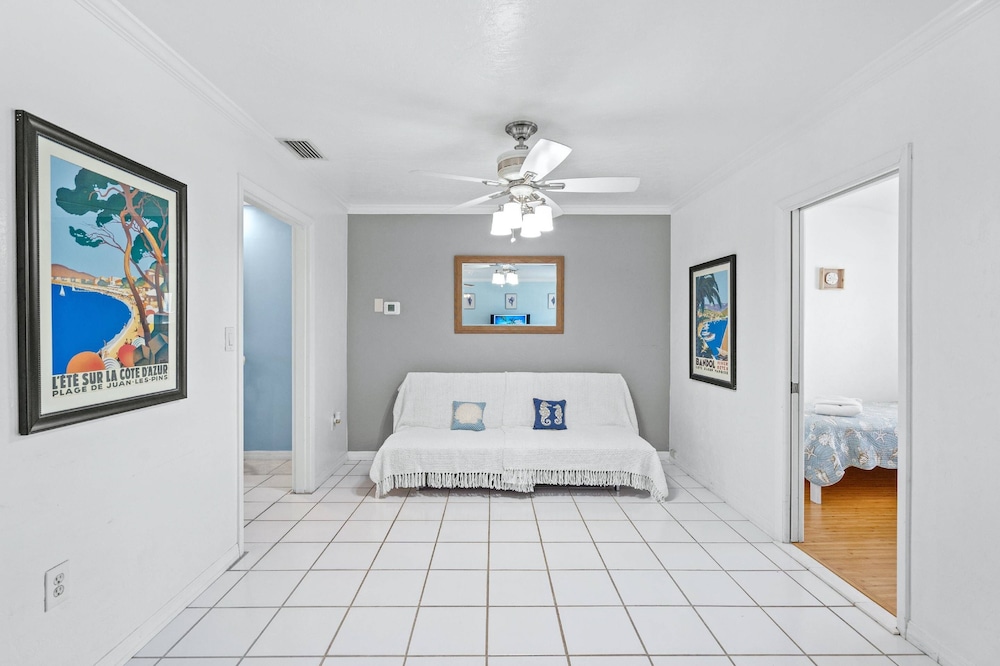 Sand Dollar Cottage