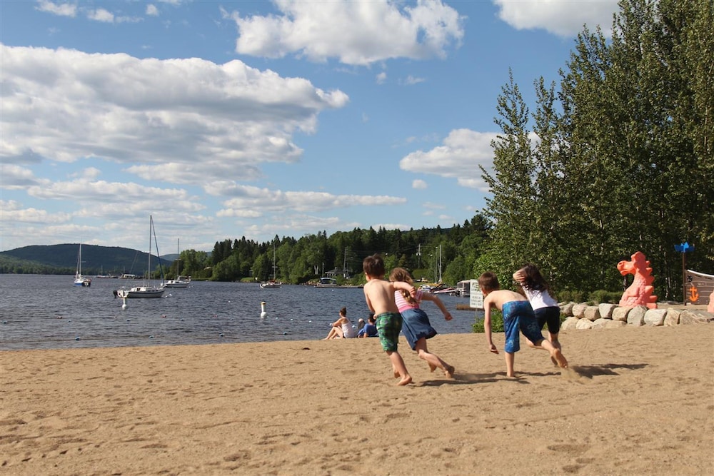 Condo le Y TI - St-donat