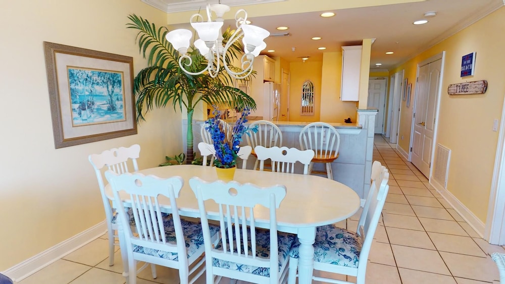 Beach House 2 by Tybee Vacation Rentals