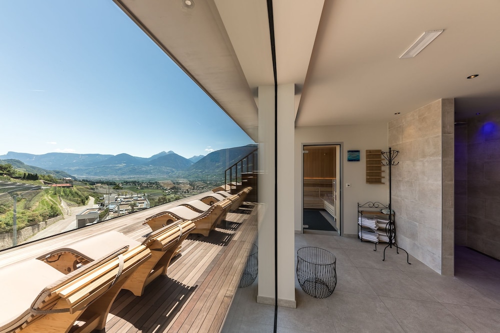 Hotel Tyrol
