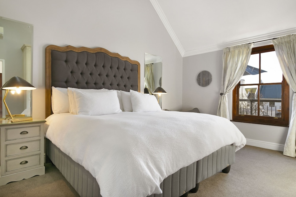Winelands Golf Lodges at De Zalze