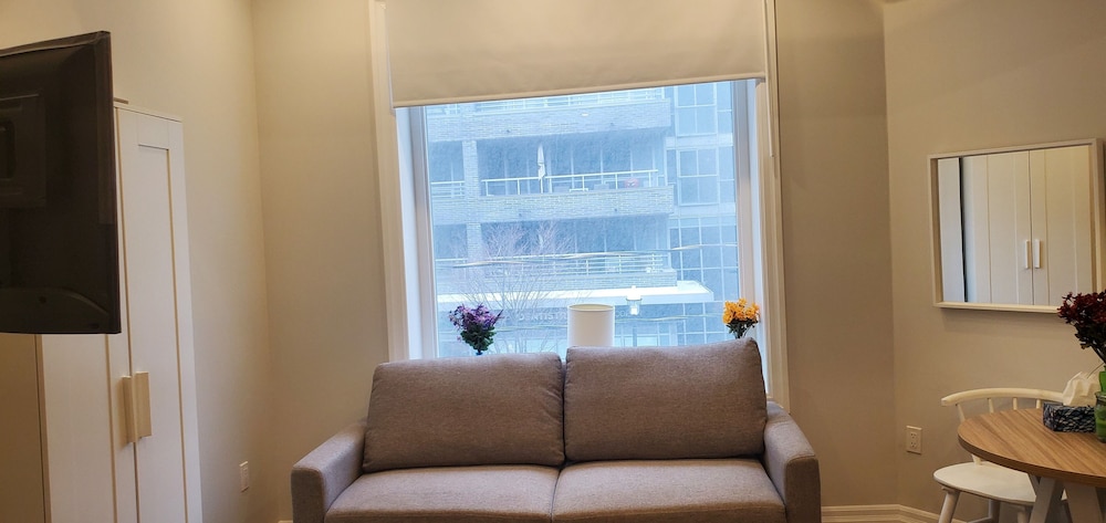 Downtown Easy Stay - Image 3