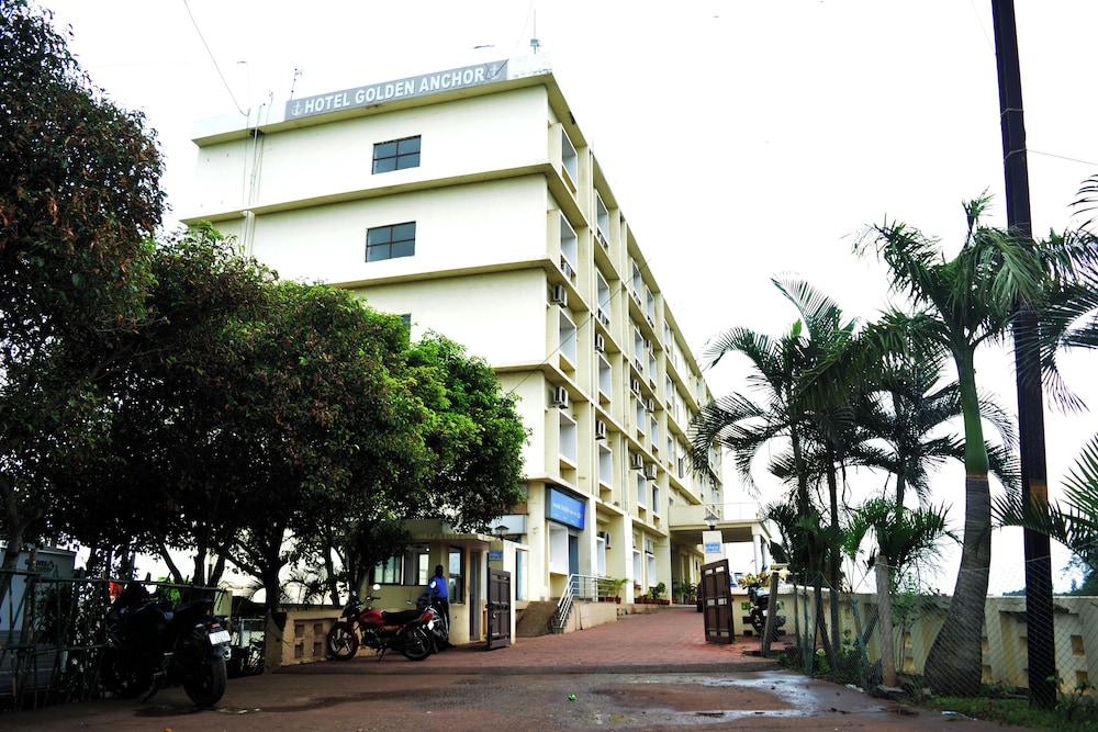 Hotel Golden Anchor Dhamara