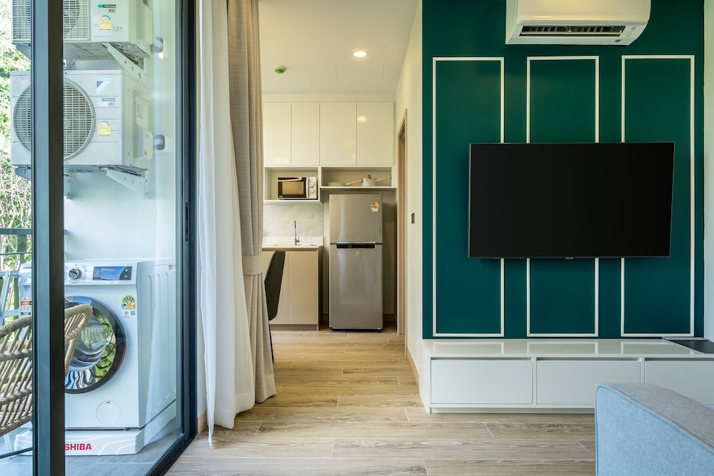 Palmetto Park Residence