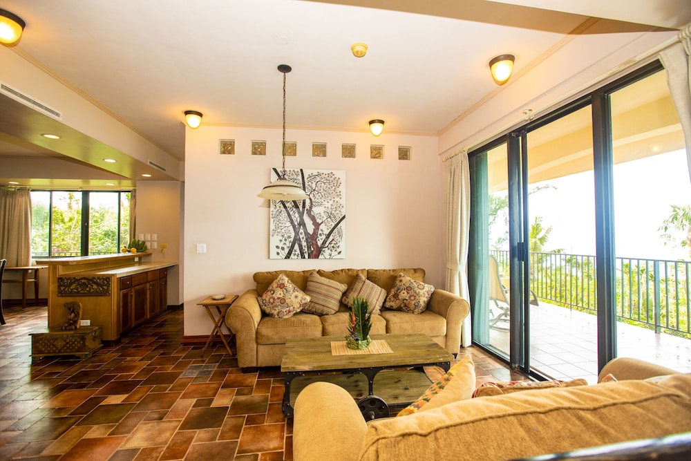 Seven Color Sea View Villa view 2