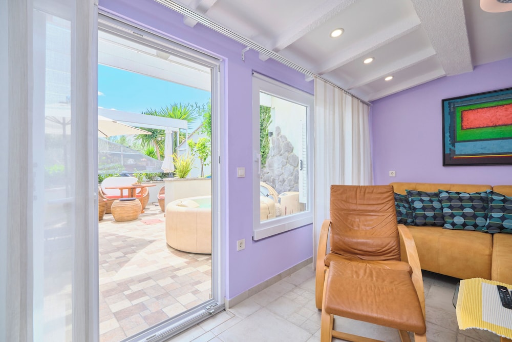 Sunshine Suites by Litto