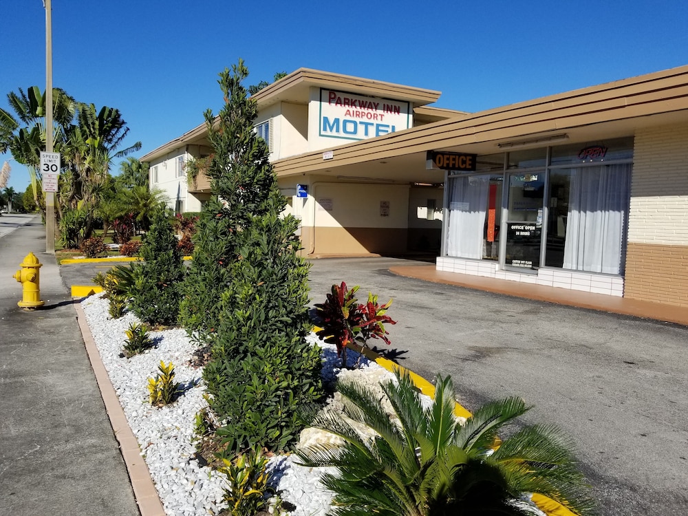 Parkway Inn Airport Motel Miami