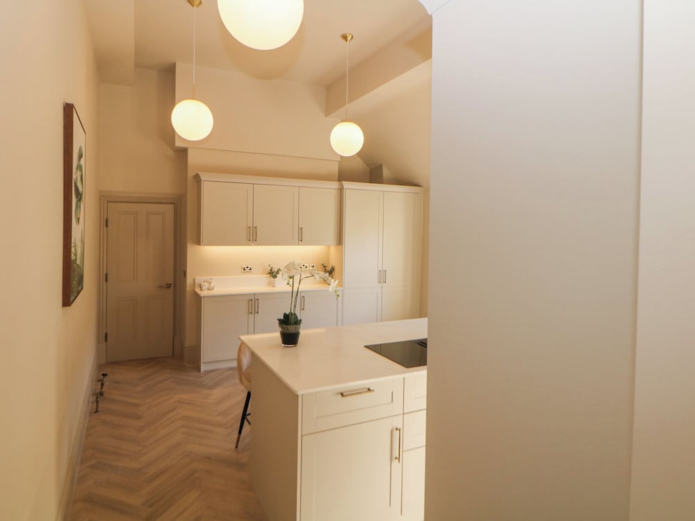 Castleton Suite