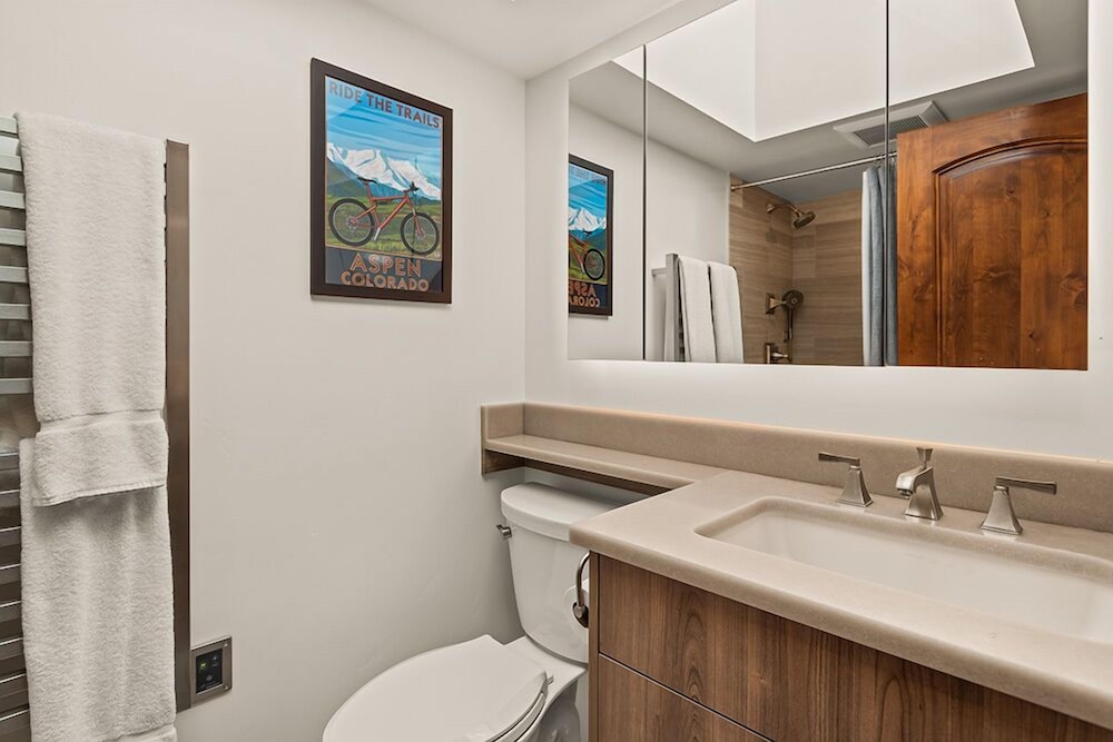 Chateau Eau Claire & Roaring Fork by Frias Properties
