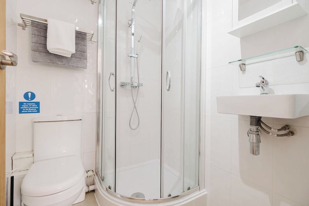 Stylish Townhouse Annexe Cheltenham