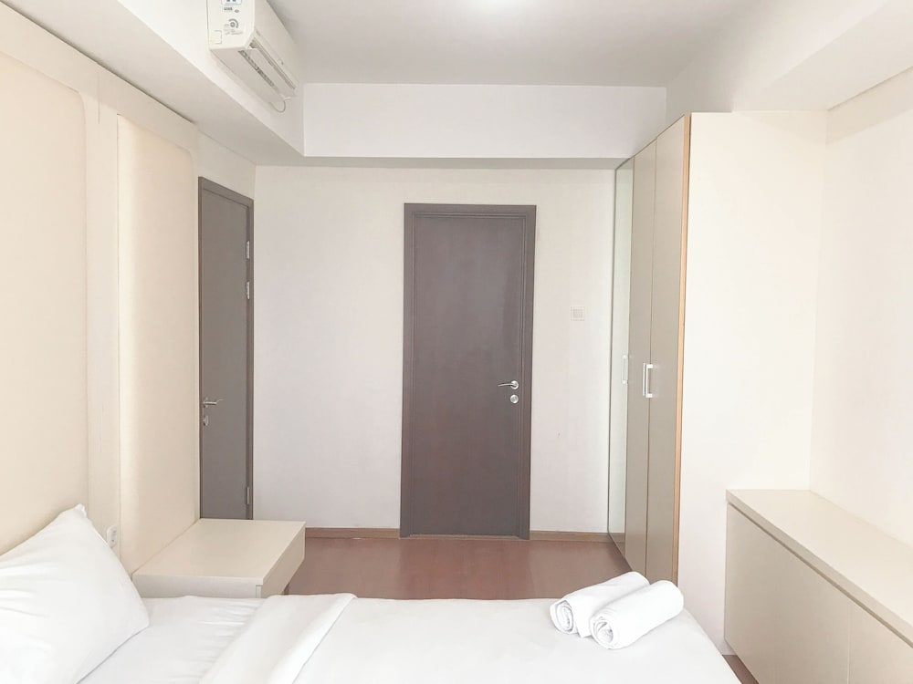 Pleasant And Calm 2Br At Grand Sungkono Lagoon Apartment