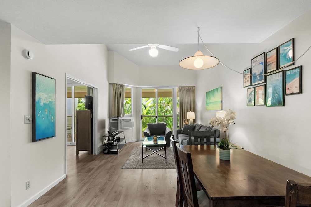 Maui Banyan A-202 by Maui Rental Group