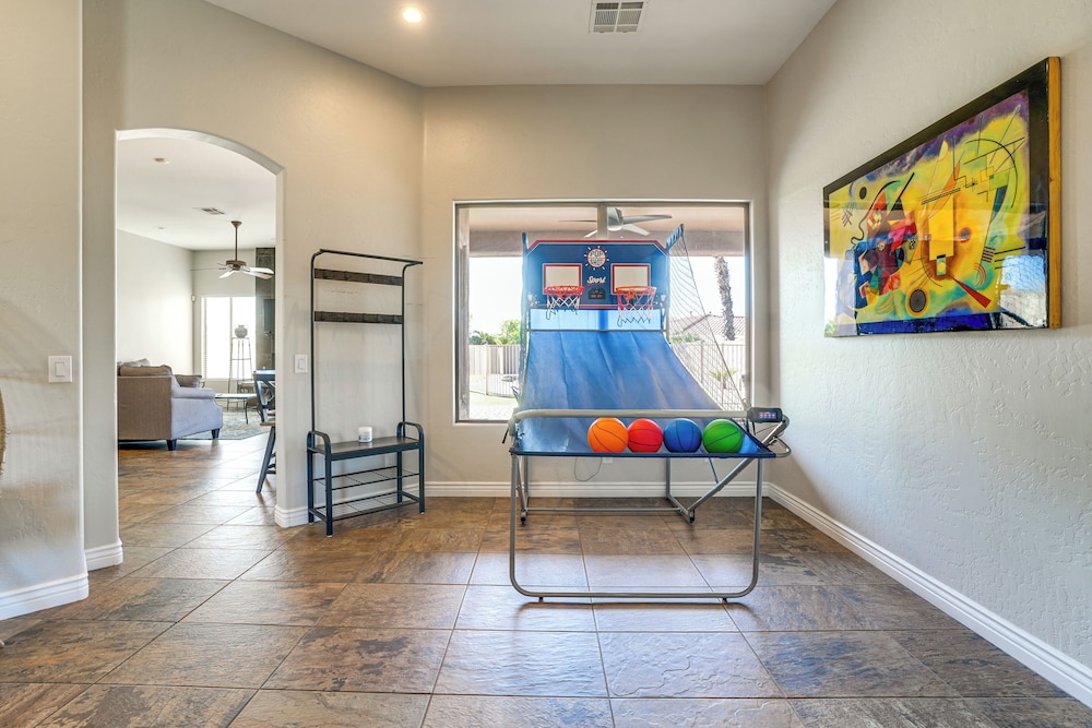 Desert Abode w/ Patio & Pool in Goodyear!